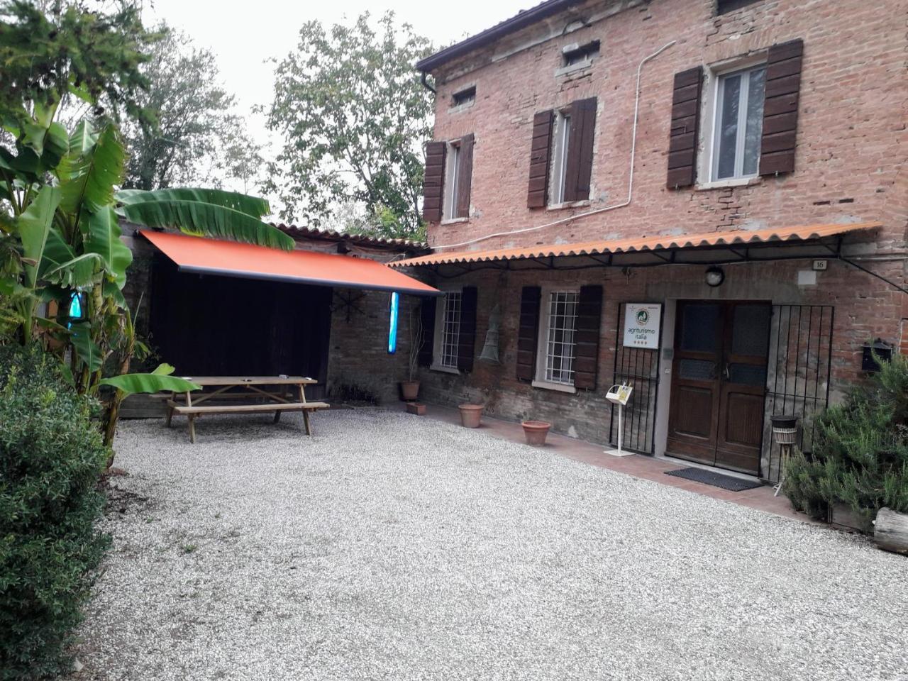 Agriturismo Dosso Al Porto Vila Rolo Exterior foto